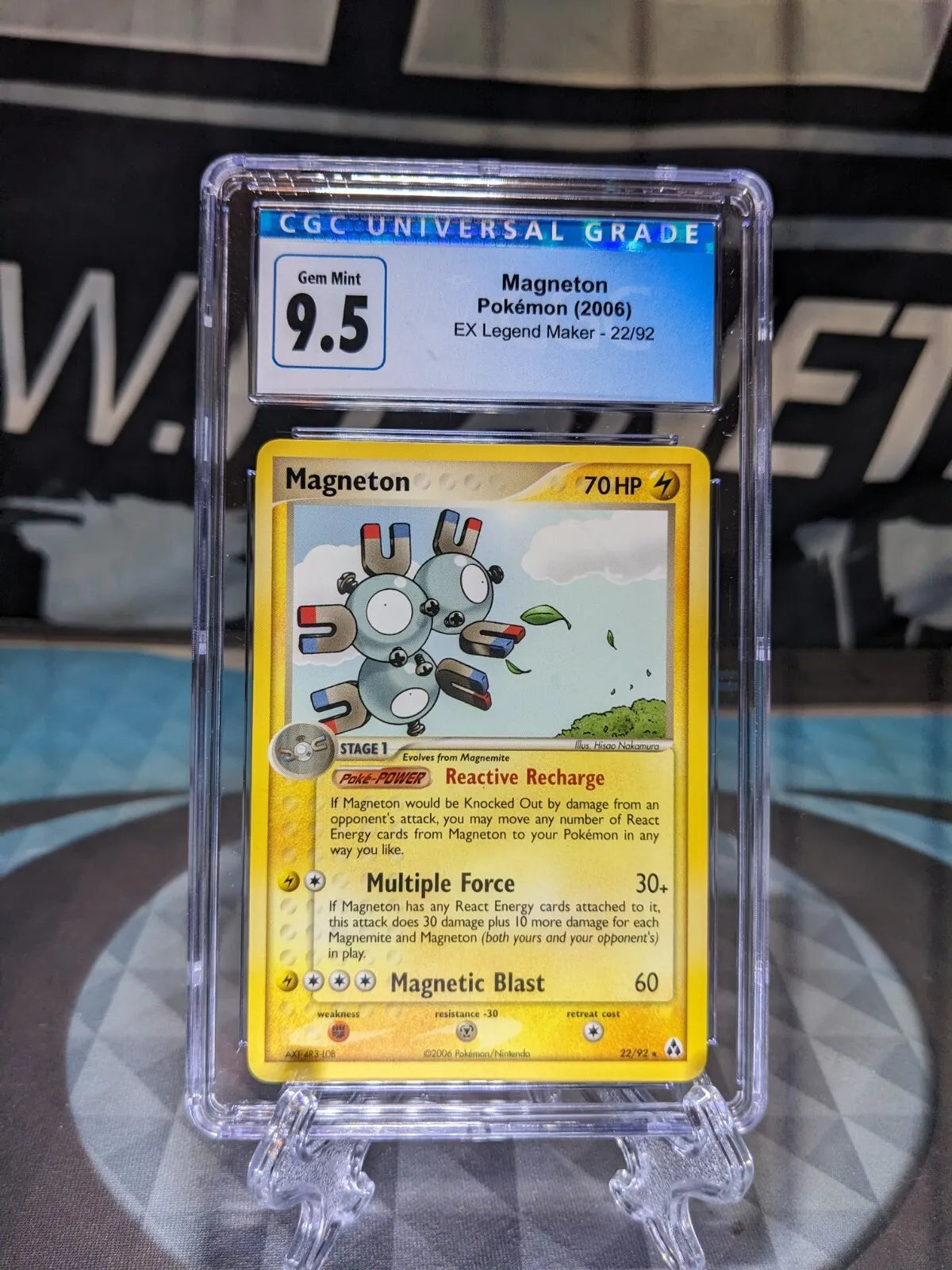 CGC 9.5 Pokemon TCG - Magneton 22/92 EX Legend Maker 2006